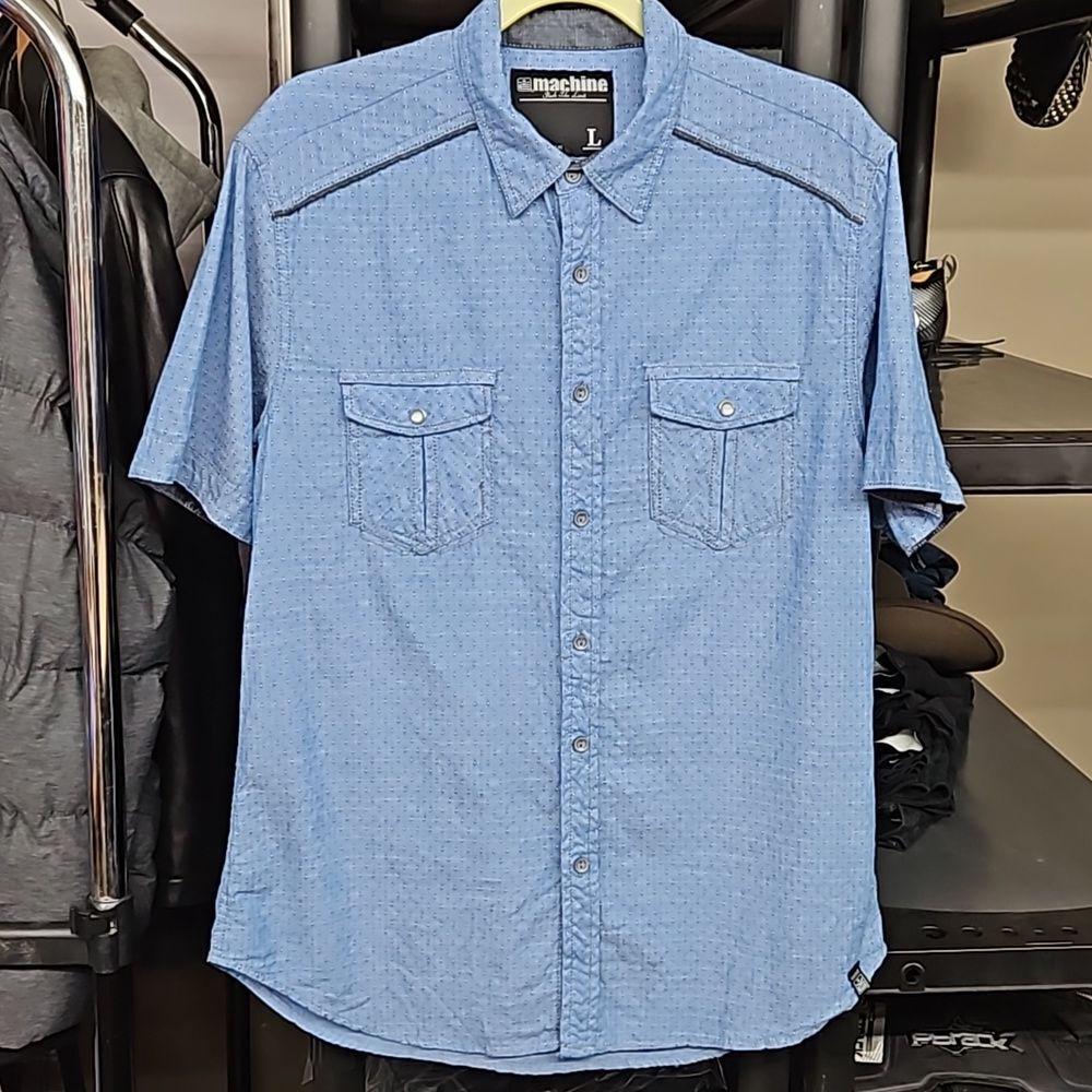 Machine Men's button up short sleeve shirt, Large
